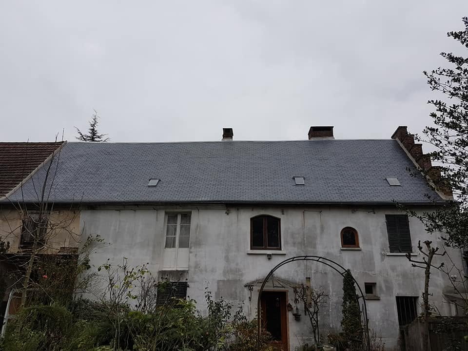 Toiture longère en ardoise